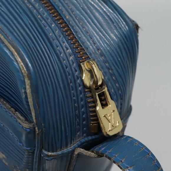 LOUIS VUITTON Epi June Feuille Shoulder Bag Blue M52155 - Picture 14 of 16